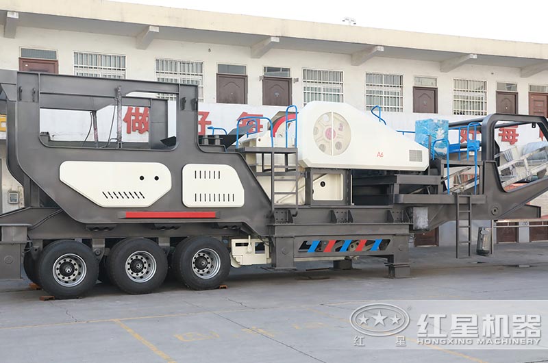 移動(dòng)碎石破碎機(jī)圖片 移動(dòng)碎石破碎機(jī)圖片