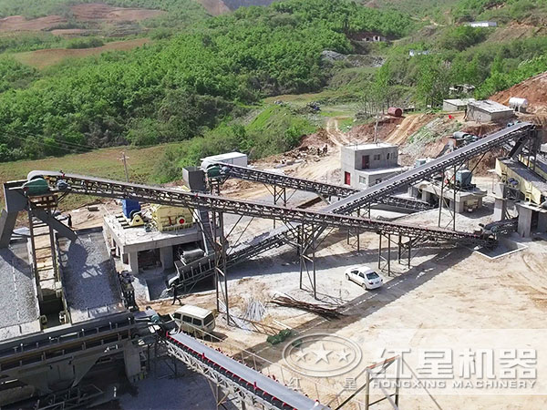 加工石子的機(jī)器多少錢(qián)，產(chǎn)量是多少？