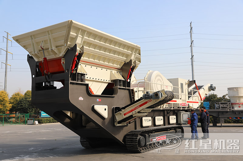 履帶移動(dòng)制沙機(jī)械 履帶移動(dòng)制沙機(jī)械